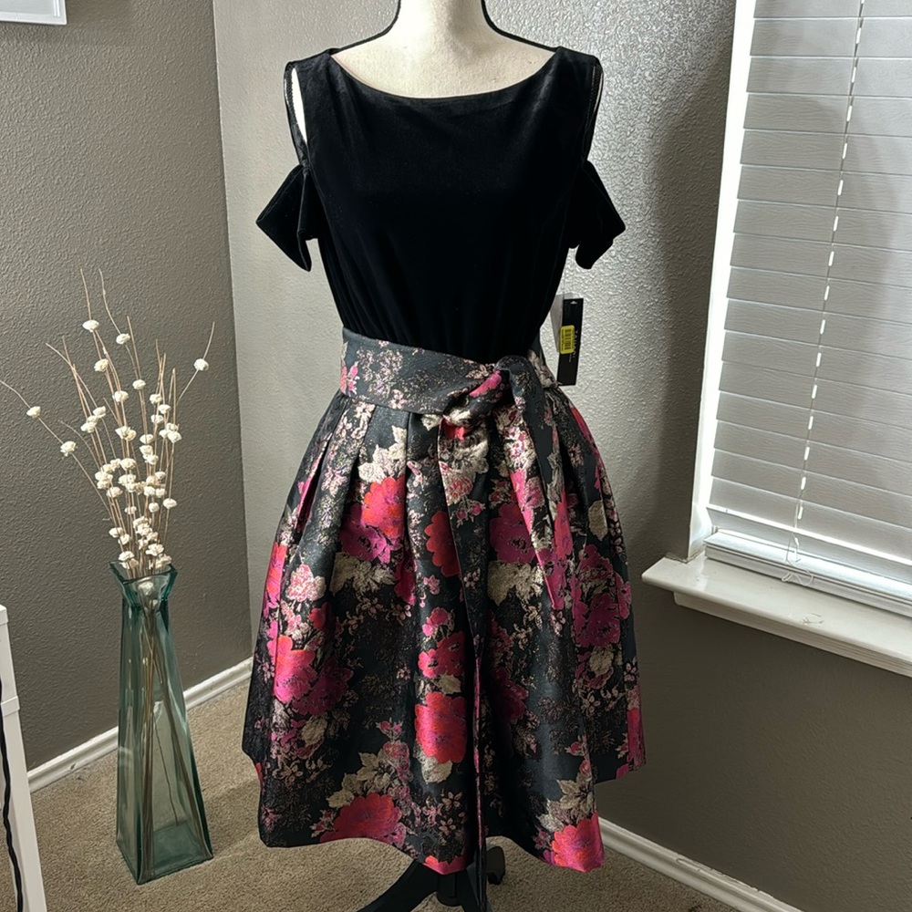 Tahari brand formal cocktail dress size 10
